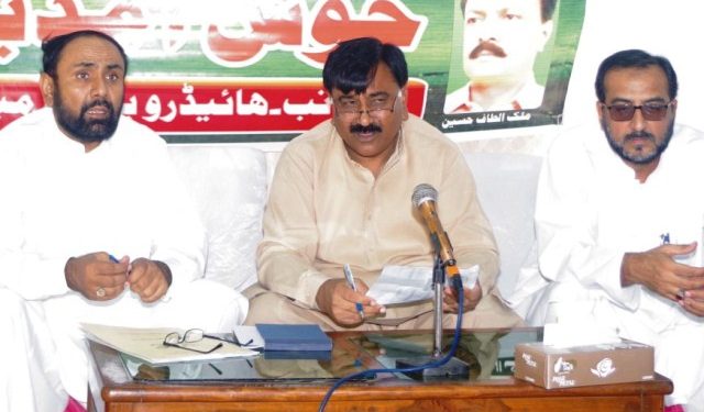 لیہ ۔ سپرنٹنڈنگ انجینئرنگ میپکو سرکل مظفر گڑھ مہر نذر محمدکی میپکو کمپلیکس لیہ میں کھلی کچہری