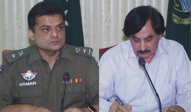 لیہ ۔ ہفتہ وار کھلی کچہری ، اے ڈی سی آر میاں فیاض ندیم اورڈی پی او عثمان اعجاز باجوہ نے عوامی شکایات سنیں