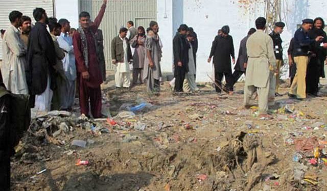 ڈی آئی خان میں پولیس چوکی پر فائرنگ اوراسپتال میں خودکش دھماکا، 6 اہلکاروں سمیت 9 افراد شہید