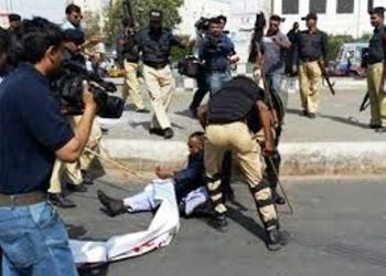 پولیس غنڈہ کی بجائے محافظ کا کردار اداکرے  ..  خضرکلاسرا