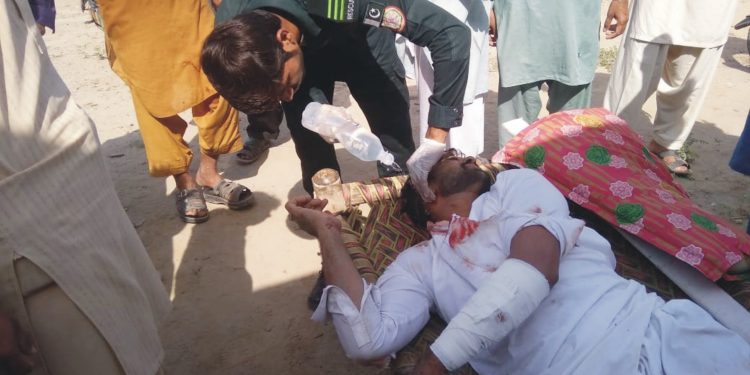 لیہ ۔ پہاڑ پور اڈا کے قریب کیری ڈبہ اور موٹر سائیکل میں تصادم ، ایک جاں بحق ایک زخمی