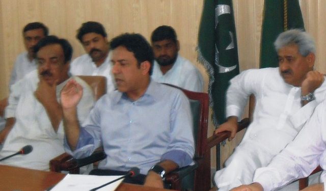 لیہ ۔ یکجہتی کشمیر کا آ غاز ٹی ڈی اے چوک میں 12بجے دن قومی ترانہ و کشمیر کا ترانہ سے ہو گا ۔ ڈپٹی کمشنر ذیشان جا وید