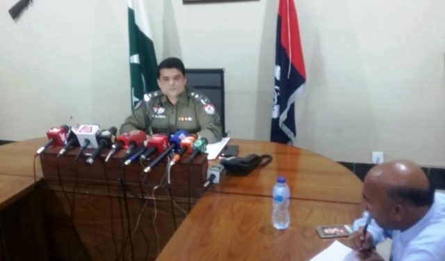 لیہ ۔ نشتر ہسپتال میں زیر علاج  بھٹہ مزدور صغیر عباس زندہ ہے اور اس کی موت کی خبر میں کو ئی صداقت نہیں ۔ ڈی پی او عثمان با جوہ