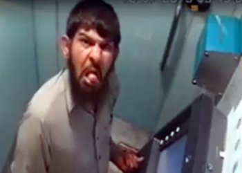 صلاح الدین کے والد کے وکیل کیس سے دستبردار