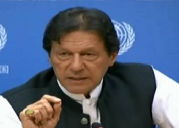 کشمیر پر عالمی خاموشی مایوس کن ، دو ایٹمی ممالک میں جنگ ہوئی تو اثرات پورے خطے پر پڑیں گے ، ،وزیر اعظم نے خبر دار کردیا