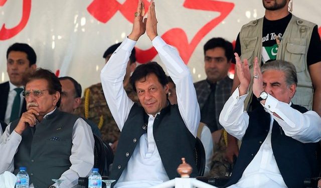 مودی! ایمان والا آدمی ڈرتا نہیں، کشمیریوں پر جتنا مرضی ظلم کر لو، کامیابی نہیں ملے گی، اقوام متحدہ کی جنرل اسمبلی میں کشمیریوں کو مایوس نہیں کروں گا: وزیراعظم عمران خان