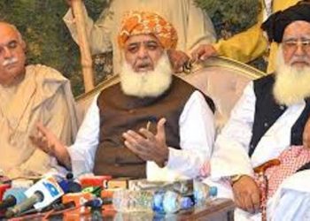 وزیراعظم کے مستعفی ہونے تک حکومت سے مذاکرات نہیں ہوسکتے، مولانا فضل الرحمان