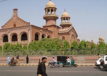 لاہور ہائیکورٹ ،کینسر کی مفت ادویات کی بندش کیخلاف درخواست پر سیکرٹری ہیلتھ پنجاب ریکارڈ سمیت کل طلب