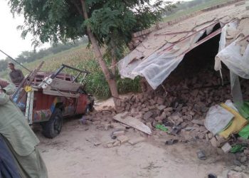 کوٹ سلطان  ۔ موڑ کاٹتے ہو ءے ڈالہ مکان سے جا ٹکرایا ، 5 افراد ہلاک  15 زخمی