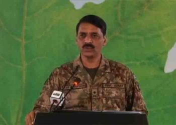 مولانا فضل الرحمان محب وطن سینئر سیاستدان ،ملکی دفاع اجازت نہیں دیتاکہ ایسے الزامات کے جواب دیں ،ڈی جی آئی ایس پی آر