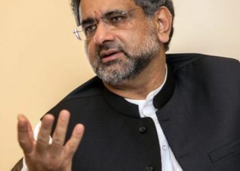 پروڈکشن آرڈر کیلئے شاہد خاقان عباسی نے لاہور ہائیکورٹ سے رجوع کر لیا