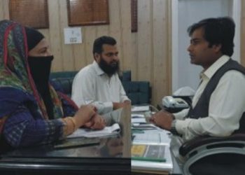 ڈیرہ غازی خان ۔ ایم پی اے ڈاکٹر شاہینہ کھوسہ نے ڈپٹی کمشنر سے ملاقات ، شہری مسا ئل پر گفتگو