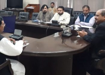 ڈیرہ غازیخان۔مسائل سے آ گہی کے لئے براہ راست عوام سے رابطہ رکھا جائیگا۔کمشنر نسیم صادق