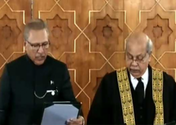جسٹس گلزار احمد پاکستان کے ستائیسویں چیف جسٹس بن گئے
