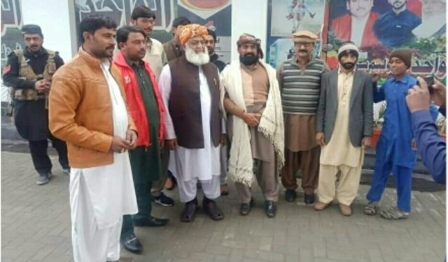 کروڑلعل عیسن ۔ نا کام حکومت کے خلاف احتجاج کے اثرات جلد سامنے آئیں گے ۔ مولانا فضل الرحمن