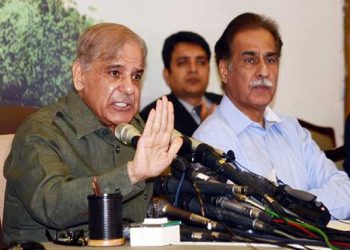 مسلم لیگ ن کی قیادت نے پارٹی کے سینئر رہنماؤں کو برطانیہ طلب کرلیا