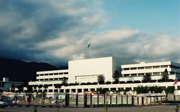 قومی اسمبلی کااجلاس،آرمی ایکٹ 2020کثرت رائے سے منظور، اپوزیشن جماعتوں کی غیر مشروط حمایت