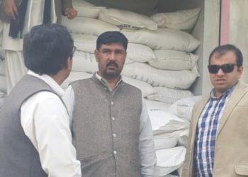 لیہ  وچوک اعظم میں ذخیرہ اندوزوں کے خلاف بڑا کریک ڈوان