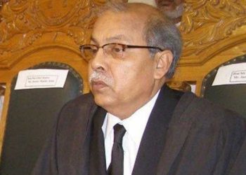 ملتان ۔ہمیں اپنے اختیارات کاعلم ہے اور اسے استعمال بھی کریں گے، چیف جسٹس