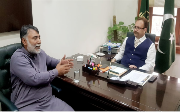 لیہ اور وہاڑی میں بہت جلد اکنامک زون کا افتتاح کردیا جائے گا: سردار تنویر الیاس خان