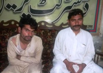 لیہ۔ کرسی کی ٹانگ کیوں ٹوٹی ؟  دکان مالکان کا ٹرک ڈرائیور پر تشدد