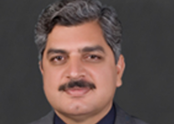 ملتان ۔ صوبائی وزیر توانائی کا  قرنطینہ سنٹر کا دورہ