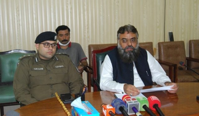 لیہ۔ احساس پروگرام کے پہلے مرحلے میں  834خواتین کو رقم ادا کردی گئی ۔ڈپٹی کمشنر اظفر ضیاء