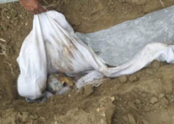 لیہ ۔ زیر حراست  اغواکار خاتون ملزمہ کی نشاندہی پر 10سالہ معصوم بچی کی لاش بر آمد