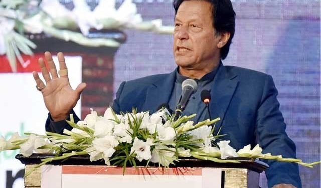 حکومت کہیں نہیں جارہی اپنی مدت پوری کریں گے ، عمران خان
