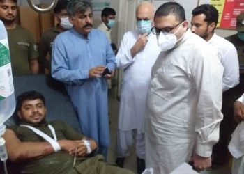 لیہ ۔ نا معلوم  موٹر سائیکل سواروں کی فائرنگ   سے پو لیس کانسٹیبل زخمی