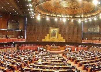 نصابی کتابوں میں اسمِ محمدﷺ کے ساتھ ’خاتم النبیین‘ لکھنا لازم کرنے کی قرارداد منظور