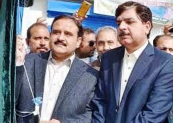 ڈیرہ غازیخان۔  وزیر اعلی سردار عثمان احمد خان بزدار کی تبدیلی کی خبروں میں کو ئی صداقت نہیں ۔صوبائی وزیر توانائی پنجاب ڈاکٹر اختر ملک