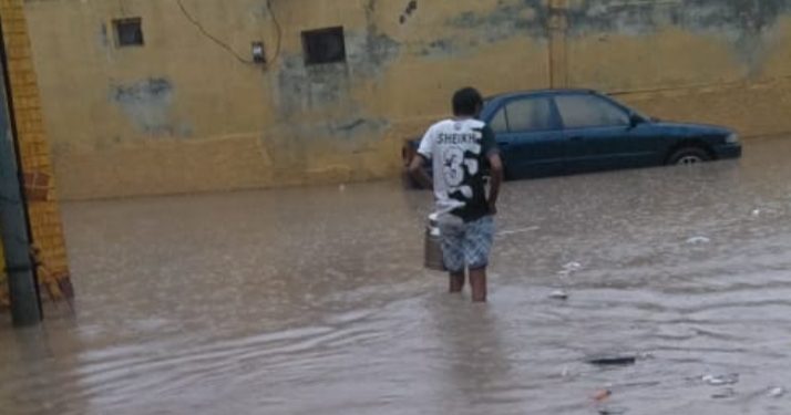 لیّہ . مسلسل بارش اور سیوریج کا گندہ پانی , شہر میں زندگی مفلوج