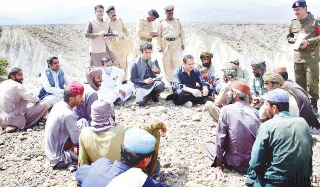 عثمان بزدار کے آبائی گاﺅں کا دیگر علاقوں سے رابطہ منقطع ہو گیا