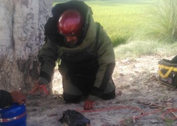 ڈیرہ غازی خان۔نہر سے دہشت گردی کے آلات  بر آمد ،  بم سکواڈ عملہ نے ناکارہ بنا دیئے