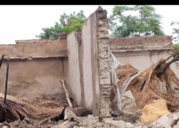 لیّہ . چوک کوٹلہ حاجی شاہ کے قریب گھرکی چھت گرنے سے میاں بیوی زخمی۔ریسکو ذرائع