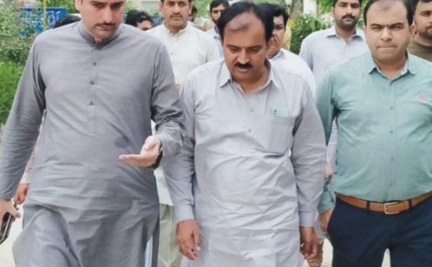 لیّہ .معاون خصوصی وزیراعلی پنجاب سیدرفاقت علی گیلانی کا تھل ہسپتال کادورہ