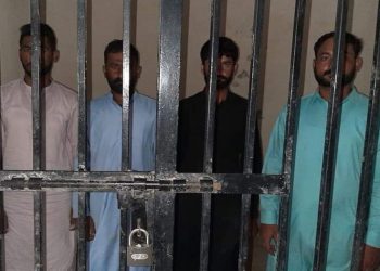 چوک اعظم . یوٹیلٹی سٹور میں ڈکیتی, مال مسروقہ سمیت ڈاکوگرفتار