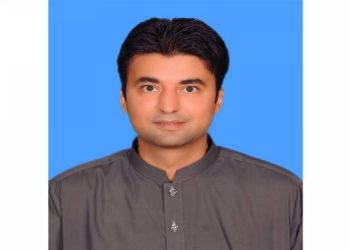 موٹر وے زیادتی کیس، پوری قوم چیخ اٹھی ، متعلقہ وزیر تاحال غائب ، وفاقی حکومت سی سی پی او کی صفائیاں دینے میں مصروف