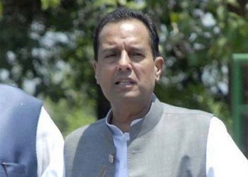 مزار قائد بے حرمتی کیس؛ سندھ پولیس نے کیپٹن (ر) صفدر کو گرفتار کرلیا