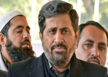 مولانا فضل الرحمن اندر سے ہمارے ساتھ ہیں ، نوازشریف  سے چن چن کربدلہ لیں گے۔فیاض الحسن چوہان وزیر اطلاعات و ثقافت پنجاب