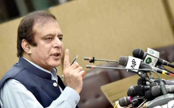 نوازشریف لوگوں کو بغاوت پر اکسارہے،حکومت کو بلیک میل نہیں کرسکتے:وزیراطلاعات شبلی فراز