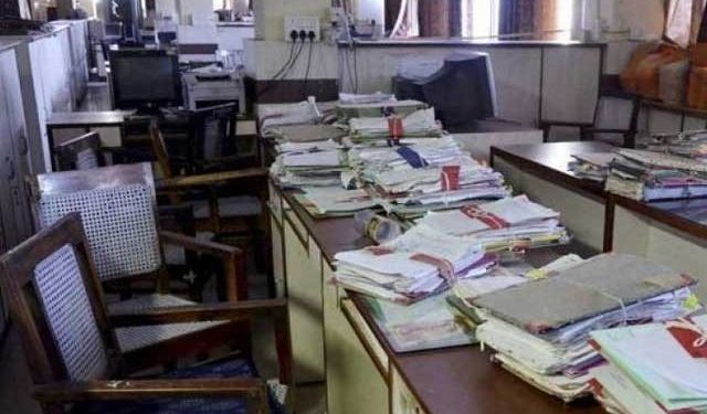 کرپشن پر سرکاری ملازم برطرف، سیاسی وابستگی پر 3 سال تک نا اہل، ایفیشنسی اینڈڈسپلن رولز2020