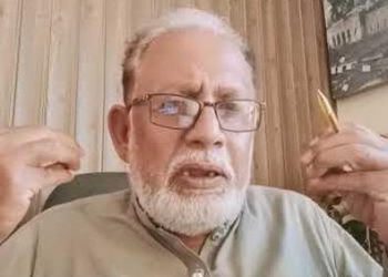 میڈیکل کالج بھی چاہے لیکن پہلے لینڈ مافیہ کے کھوہ کھاتہ میں گم ڈسٹرکٹ ہیڈ کوارٹر ہسپتال لیّہ کا 45 ایکڑ مختص اربوں روے کاقیمتی شہری رقبہ تلاش کرو ..یہ لیّہ کی عوام کا حق ہے