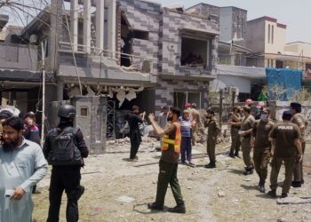 ویلڈن پنجاب پو لیس ۔ جوہر ٹاؤن دھماکے کا ماسٹر مائنڈ پیٹرپال ڈیوڈ گرفتار