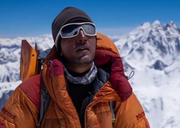 قومی ہیرو علی سد پارہ کے بیٹے ساجد پارہ نے دوسر ی بار کے ٹو پر سبز ہلالی پرچم لہرا دیا