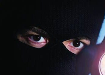 ملتان میں ڈاکو راج، محافظ خود لٹ گئے، ڈاکوؤں نے پولیس افسر سمیت تین گھر لوٹ لیے