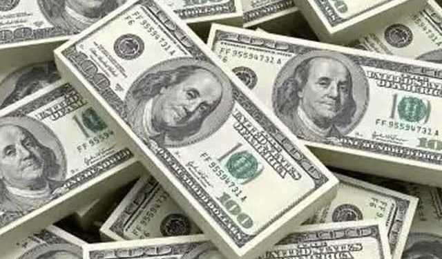 حکومت نے 3 ماہ میں مزید 3 ارب 10 کروڑ ڈالر قرض لے لیا