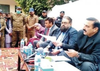 کمشنر ڈیرہ غازیخان کا دورہ لیہ ، کھلی کچہری ، زیر تکمیل ترقیاتی منصوبوں کا جاءزہ