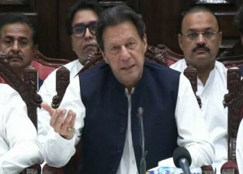 چیئرمین پی ٹی آئی عمران خان نے لانگ مارچ کی تاریخ کا اعلان کردیا